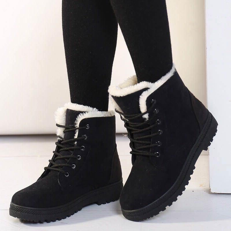 Delia® | Casual, orthopedic cut boots