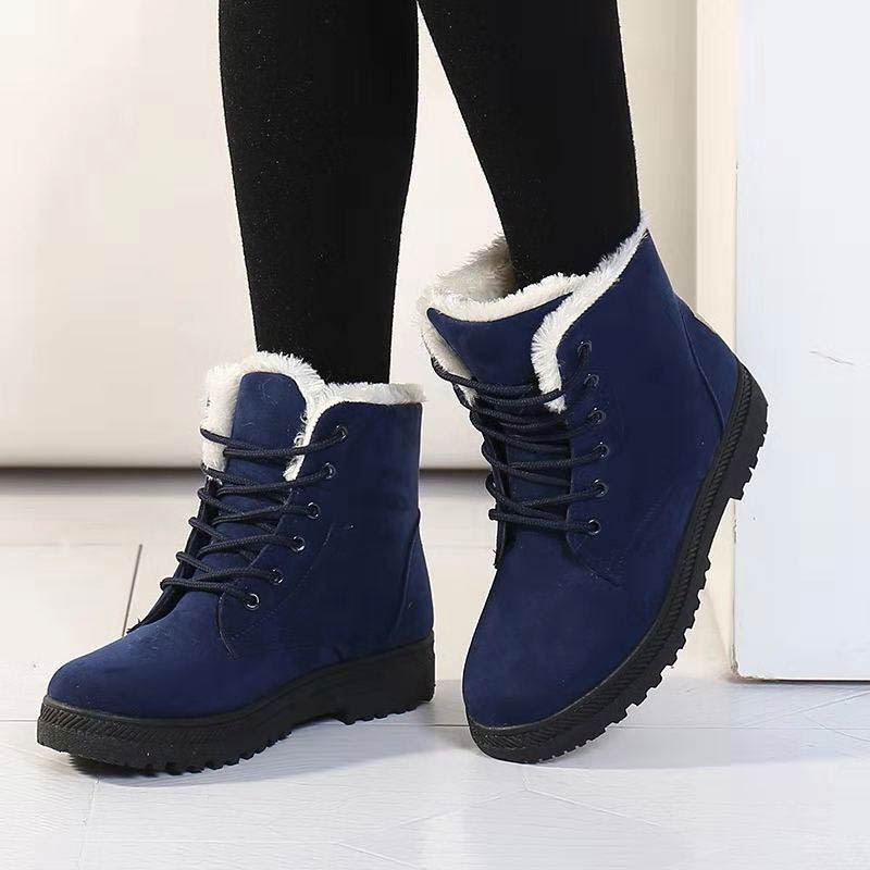 Delia® | Casual, orthopedic cut boots