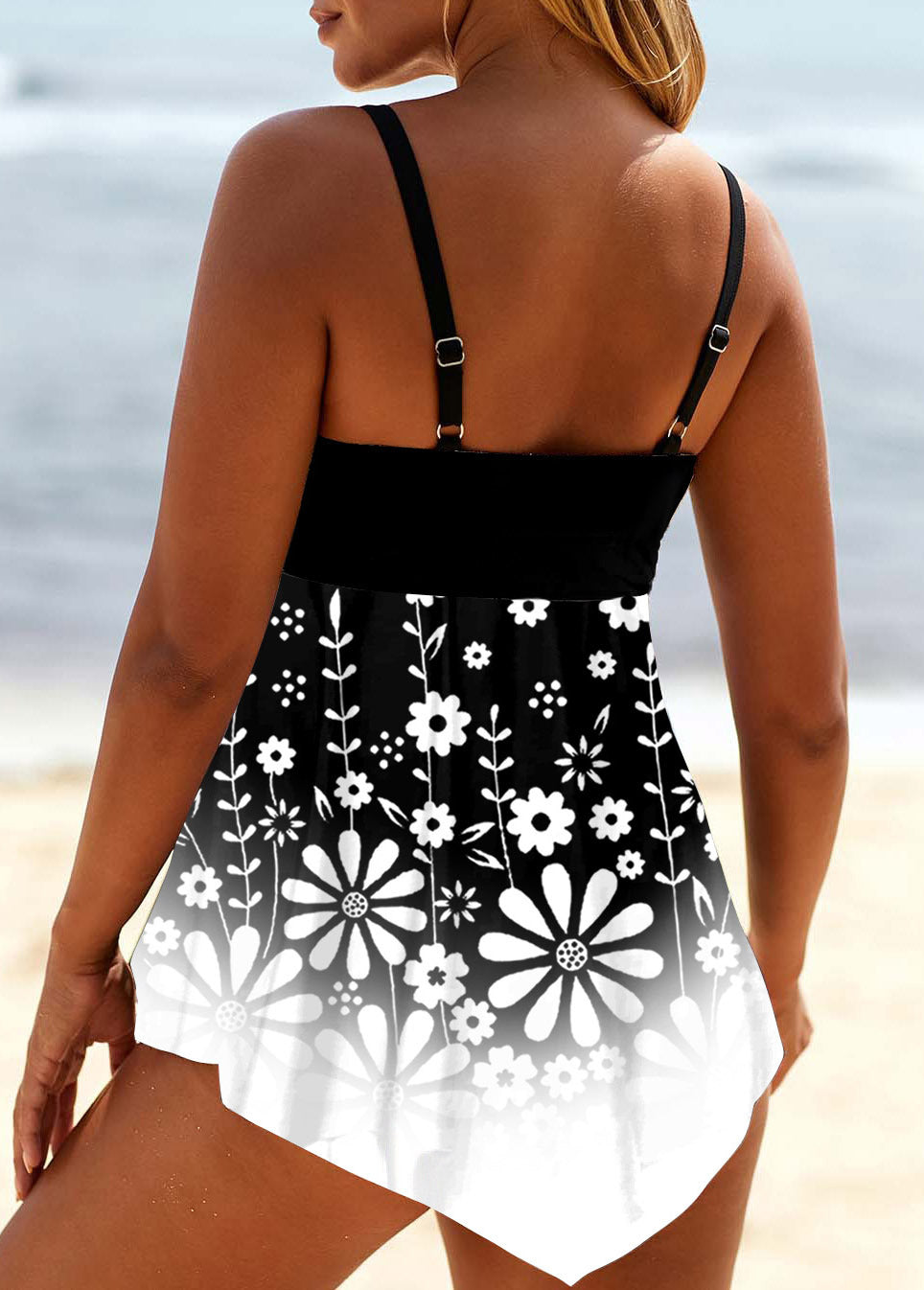 Nicole® | Relaxed and stylish bikini