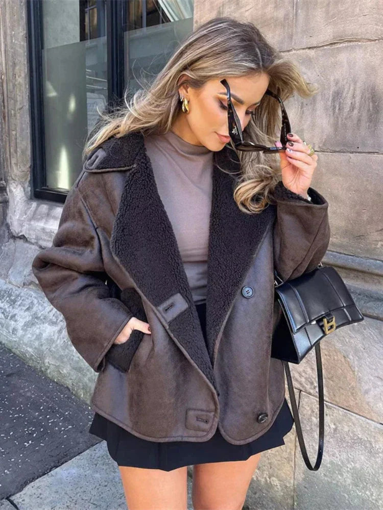 Amelia® | Relaxed and timeless winter coat