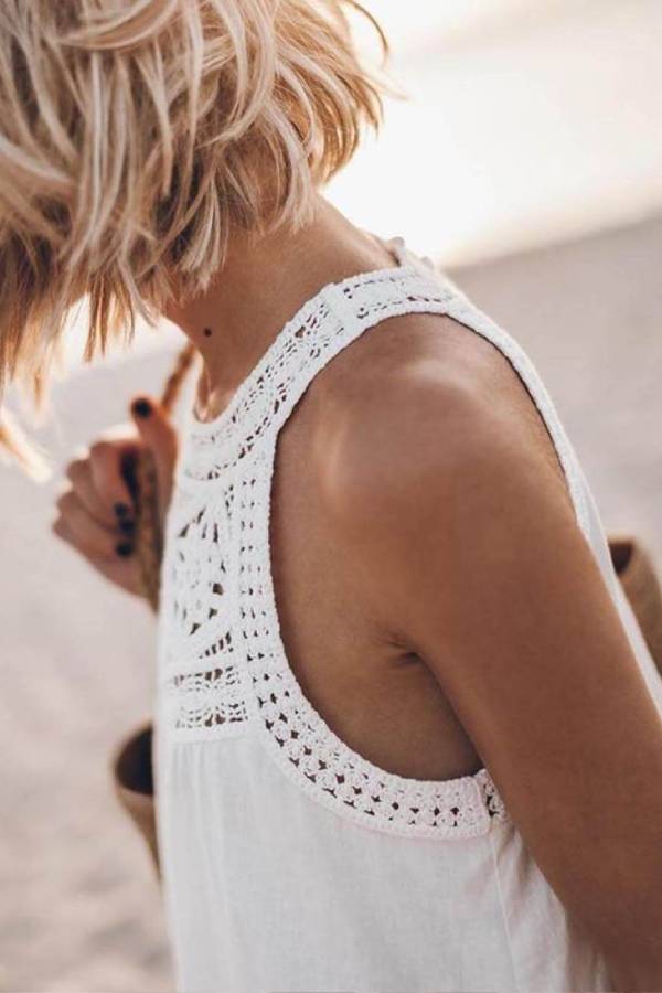 Arya® | A-line mini dress with hollow lace patchwork and halterneck