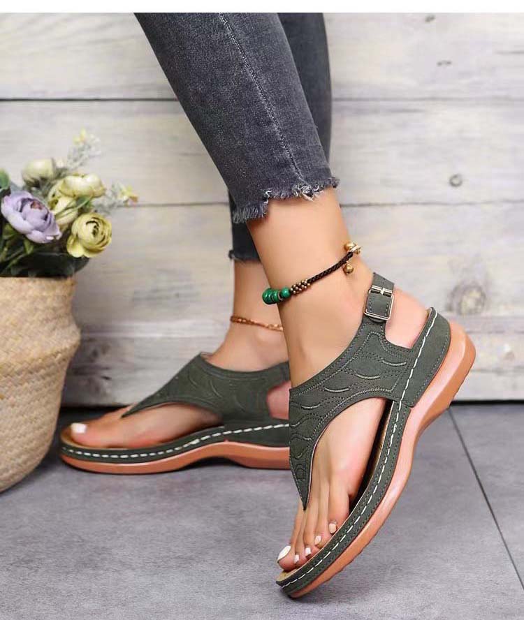 Irene® | Romanza Stylish wedge sandals for the summer beach look