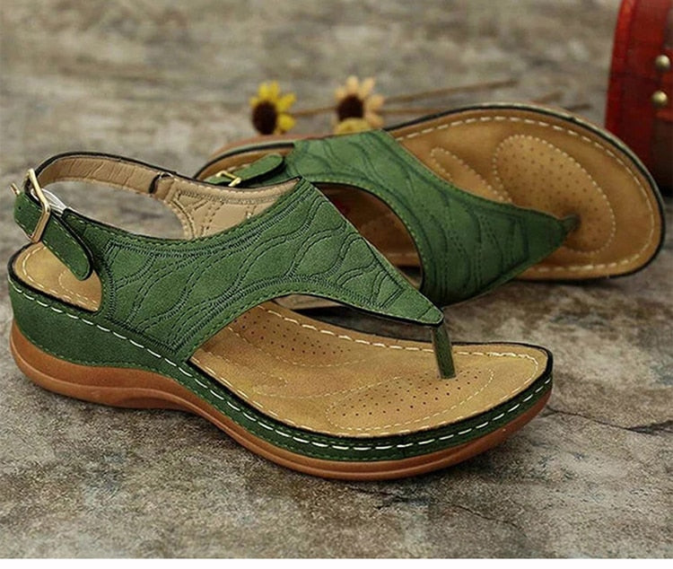 Irene® | Romanza Stylish wedge sandals for the summer beach look