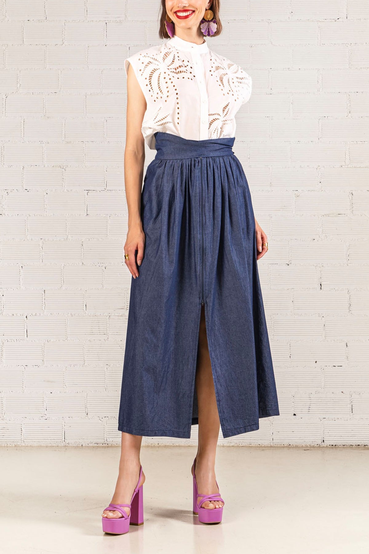 Lilianne® | Sleeveless Blouse