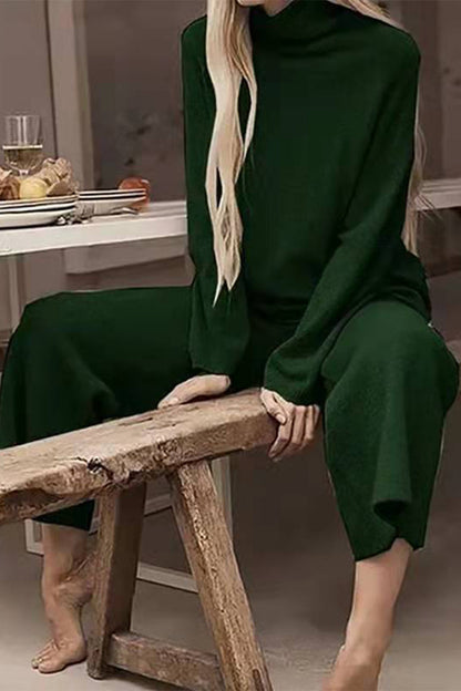 Carolina® | Casual solid color turtleneck long sleeve two piece sweater