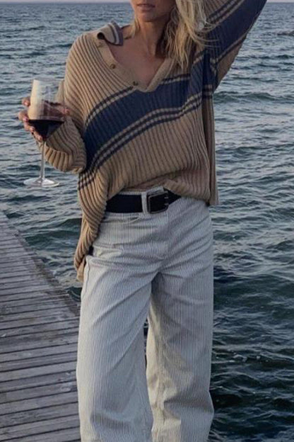 Nicolasa® | Street color block sweater with V-neck and contrast