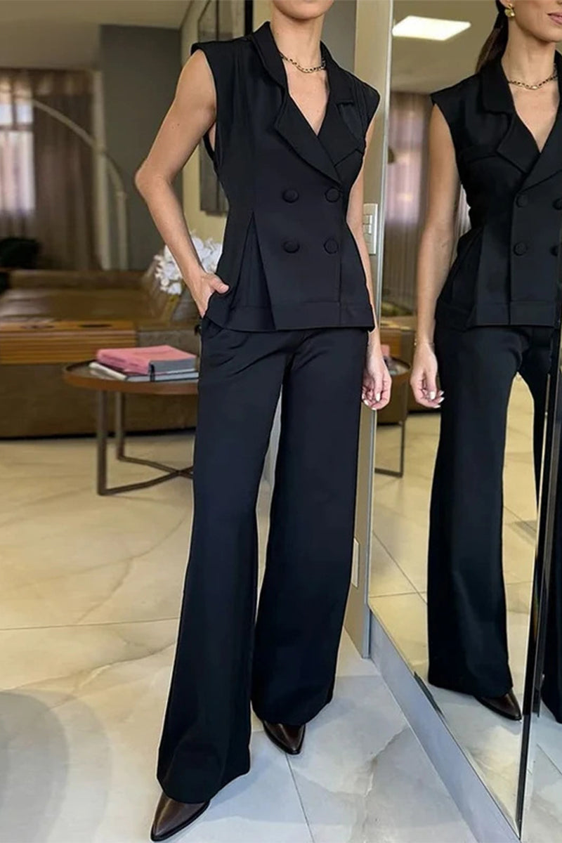 Abigail® | Casual, sleeveless two-piece suit with a pocket V-neck