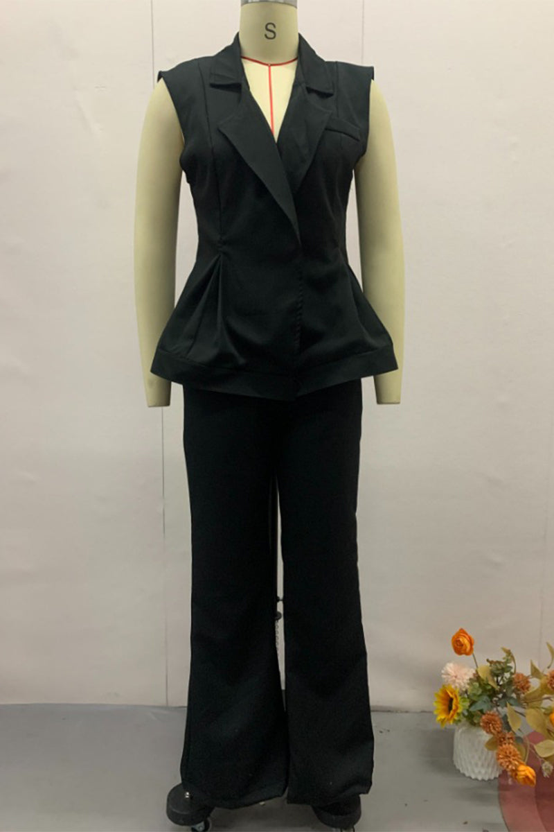 Abigail® | Casual, sleeveless two-piece suit with a pocket V-neck