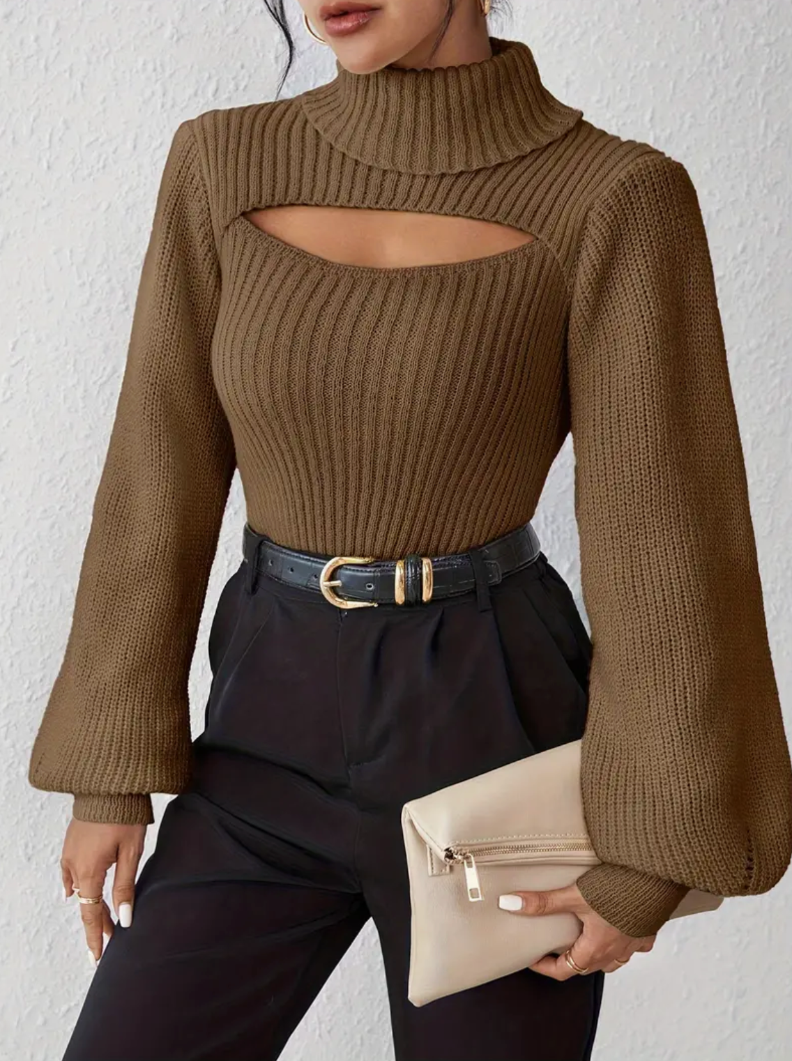 Vilma | high neck sweater with cut out