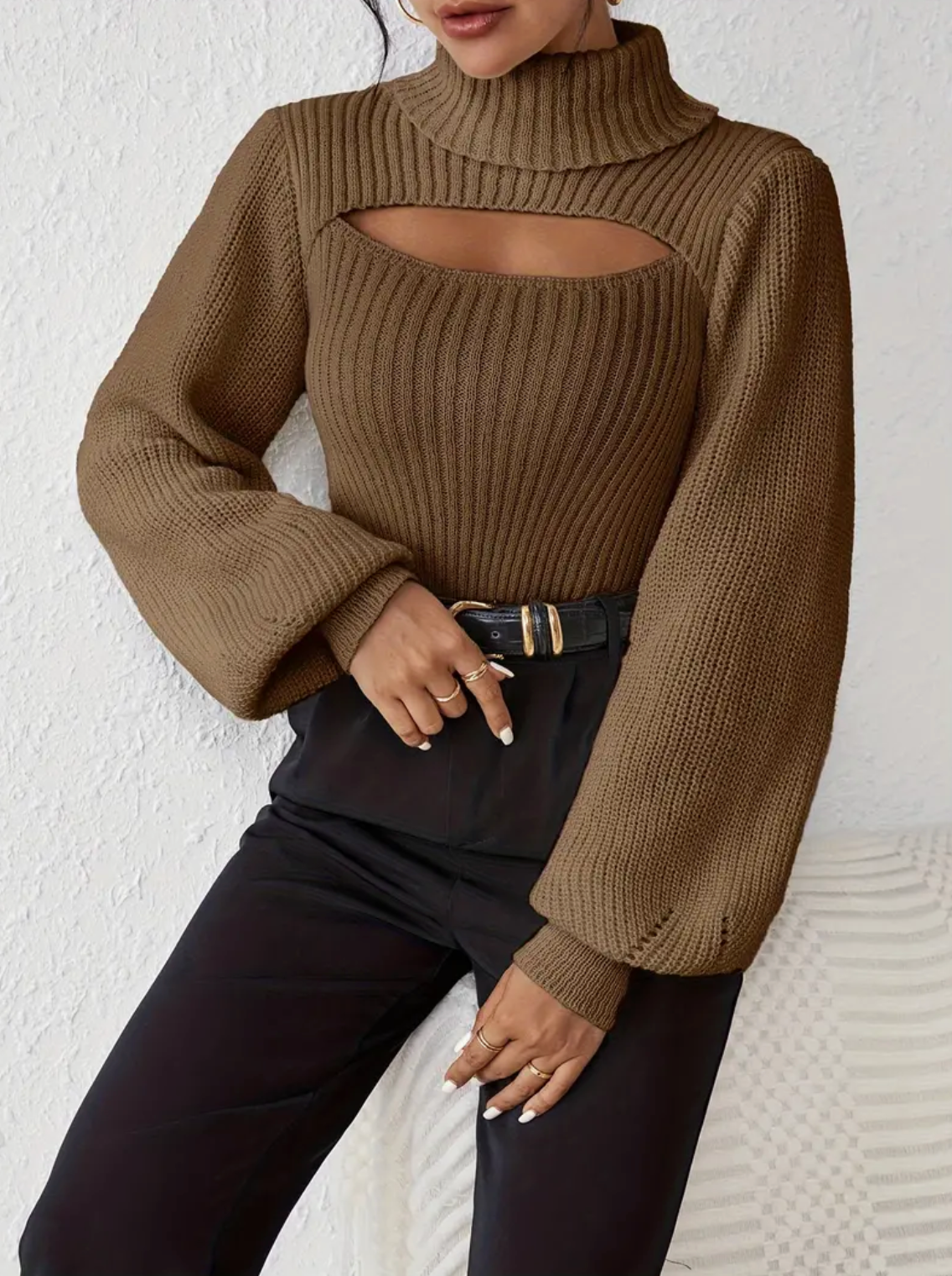 Vilma | high neck sweater with cut out