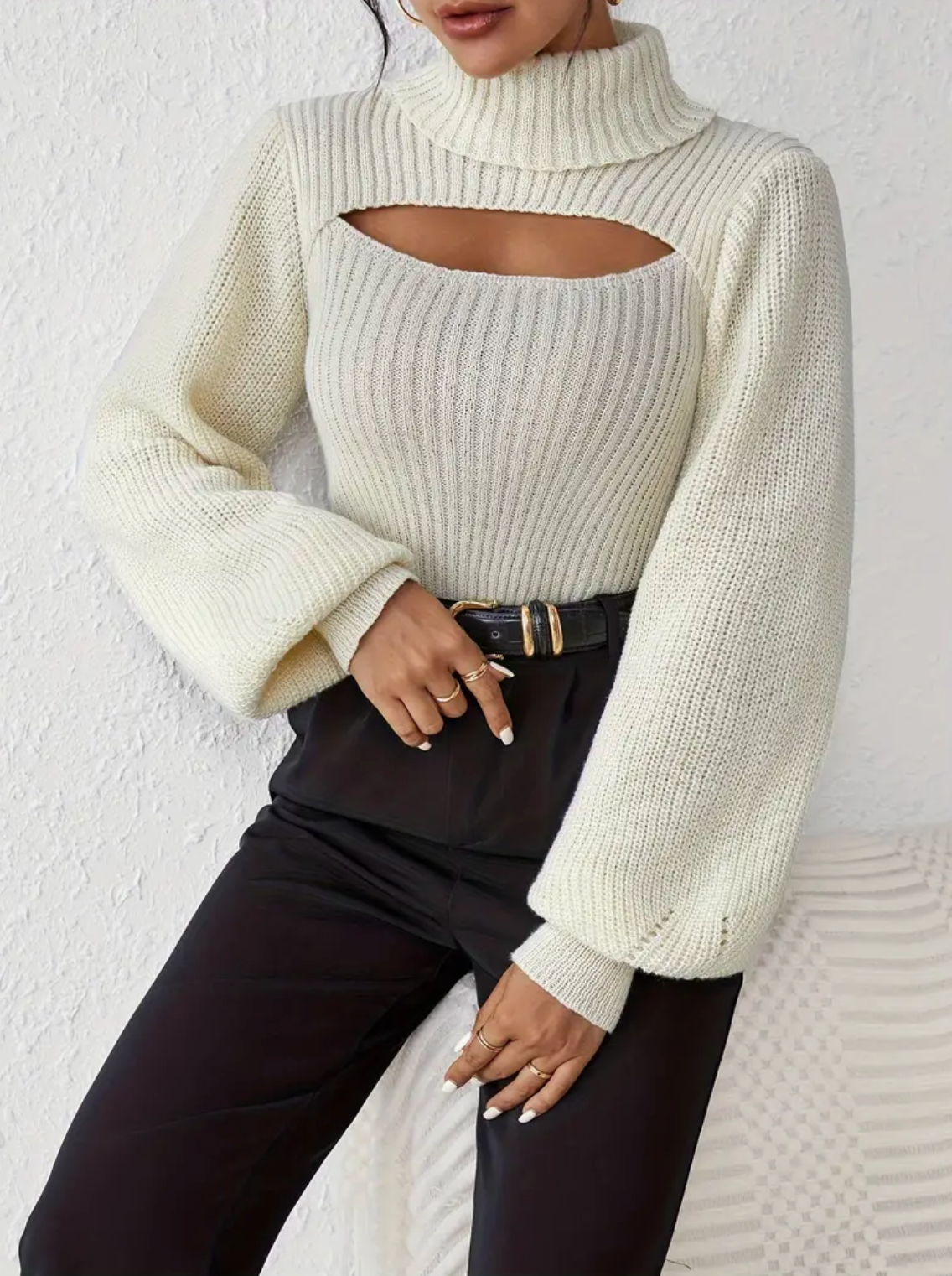 Vilma | high neck sweater with cut out