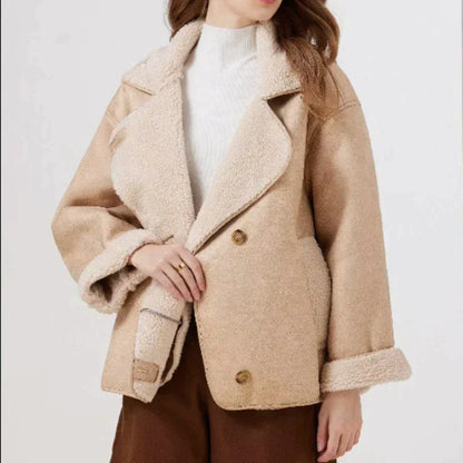 Amelia® | Relaxed and timeless winter coat