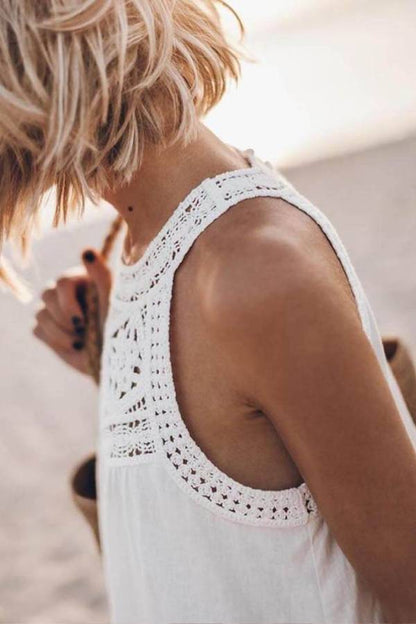 Arya® | A-line mini dress with hollow lace patchwork and halterneck