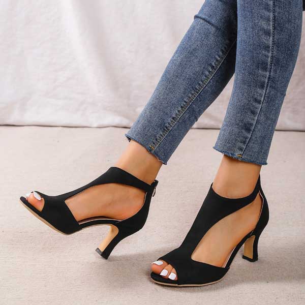Nuria® | Sandals Luxurious Handcrafted Collection