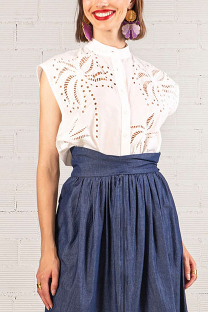 Lilianne® | Sleeveless Blouse