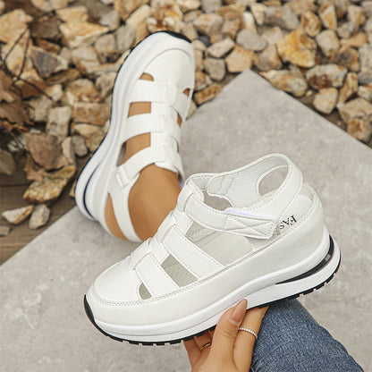 Nina® | Urban closed toe sandals